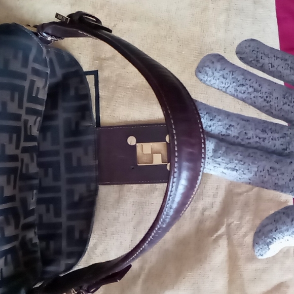 AUTHENTIC Vintage FENDI Zucca Handbag - Picture 9 of 16